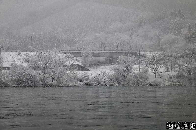 最上川雪見舟-山形駱駝