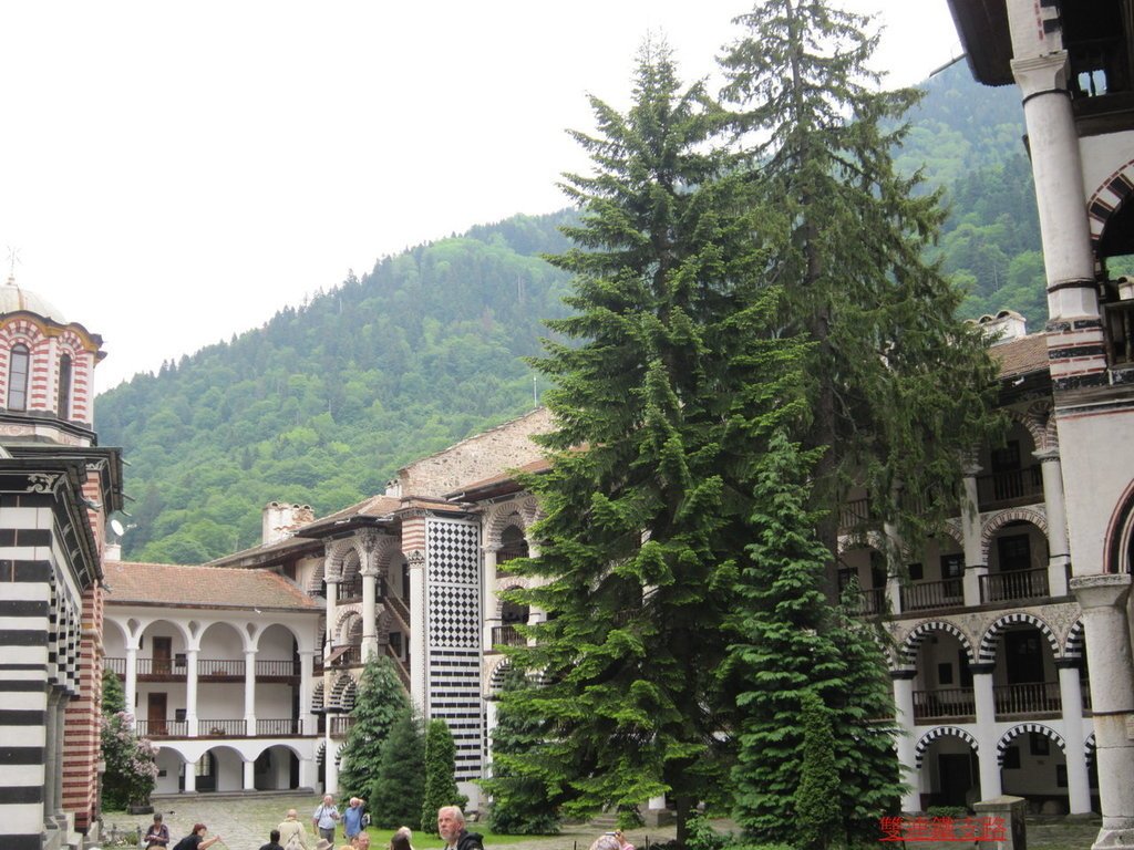 里拉修道院(RILA MONASTERY) -巴爾幹駱駝