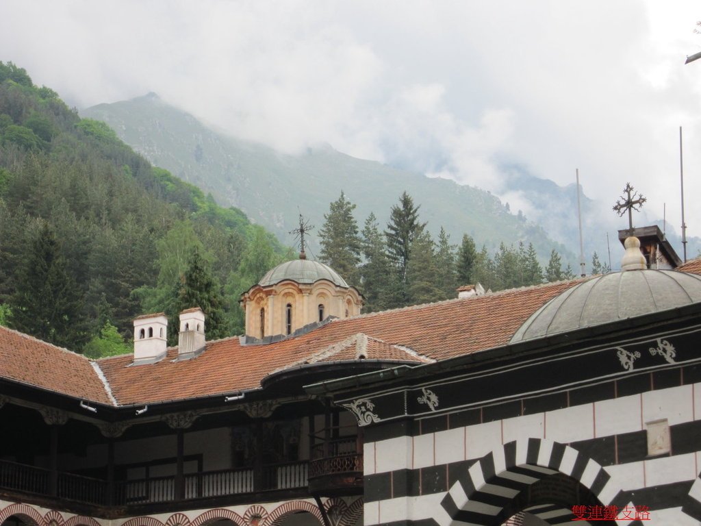 里拉修道院(RILA MONASTERY) -巴爾幹駱駝