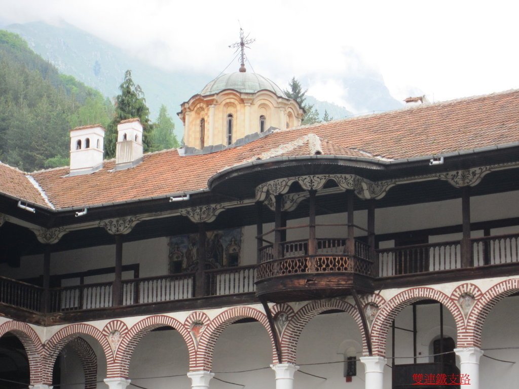 里拉修道院(RILA MONASTERY) -巴爾幹駱駝