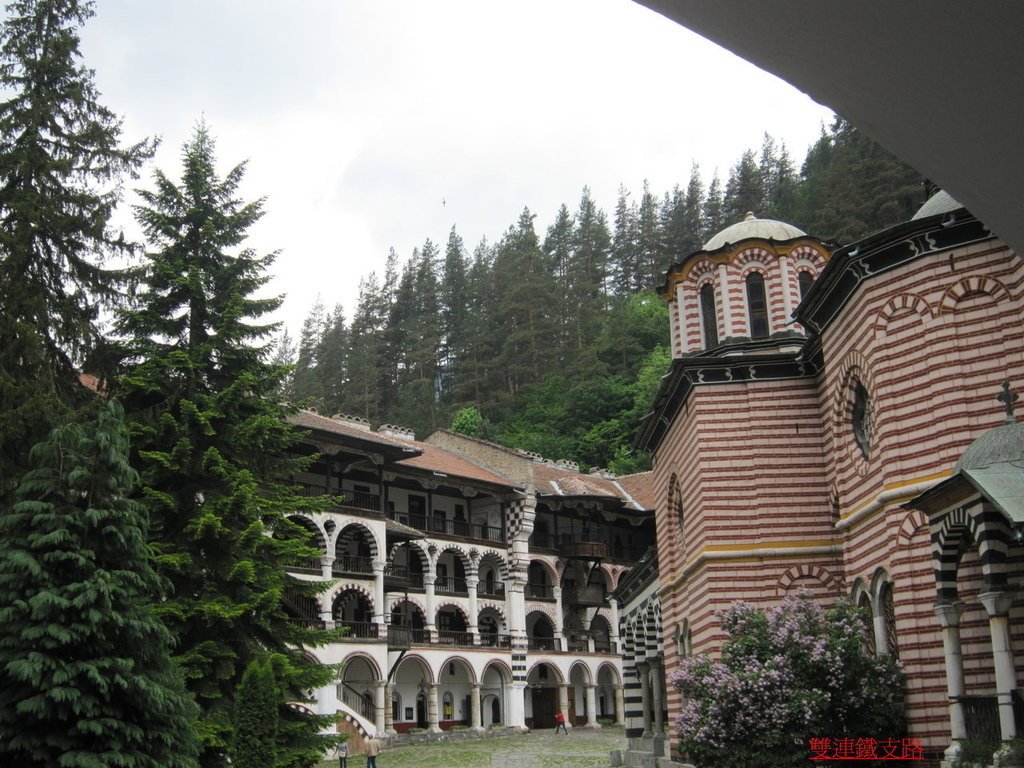 里拉修道院(RILA MONASTERY) -巴爾幹駱駝