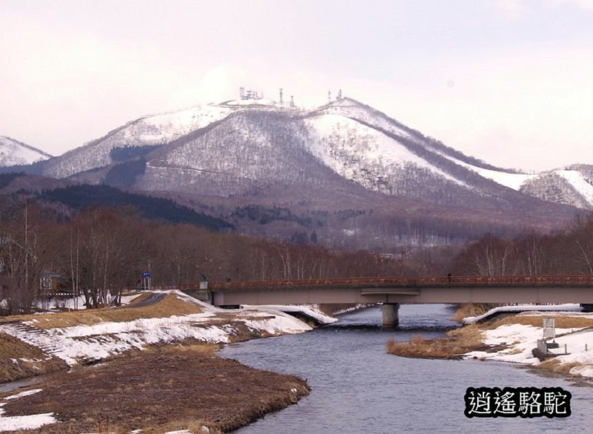 硫黃山MOKMOK空間-日本駱駝