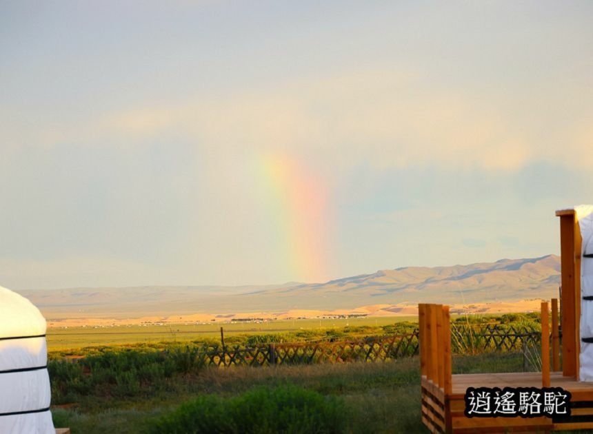 霍約扎加爾渡假村Hoyor Zagal Lodge-蒙古駱駝