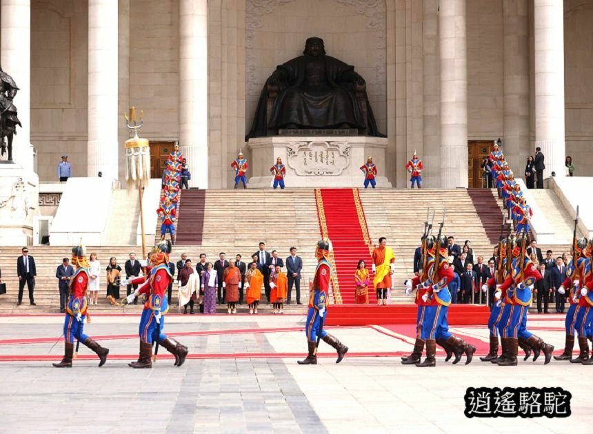 成吉思汗廣場不丹國王來訪-蒙古駱駝