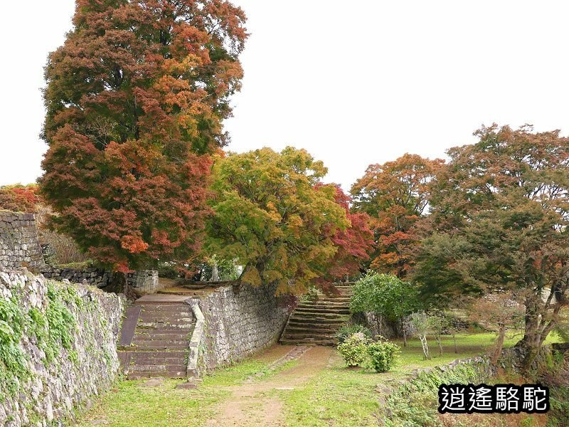 中川覺左衛門屋敷跡(岡城跡)-日本駱駝