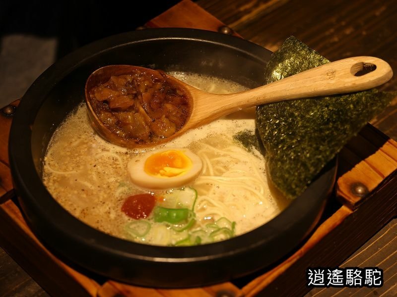 らぁめん牛ごろ極(濃醇奶香牛骨拉麵)-日本駱駝