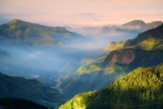 11阿里山雲騰霧飛之美_01