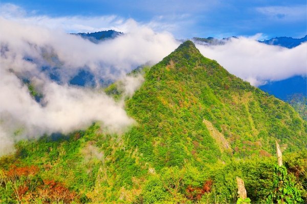 11秋在山巒上  一