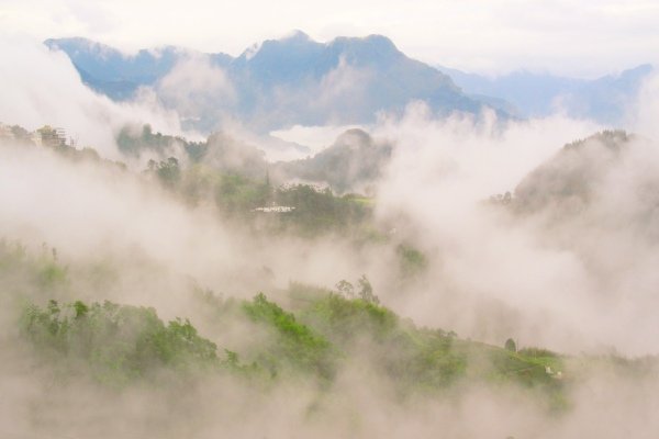 10美麗的秋在山巒上  二_01