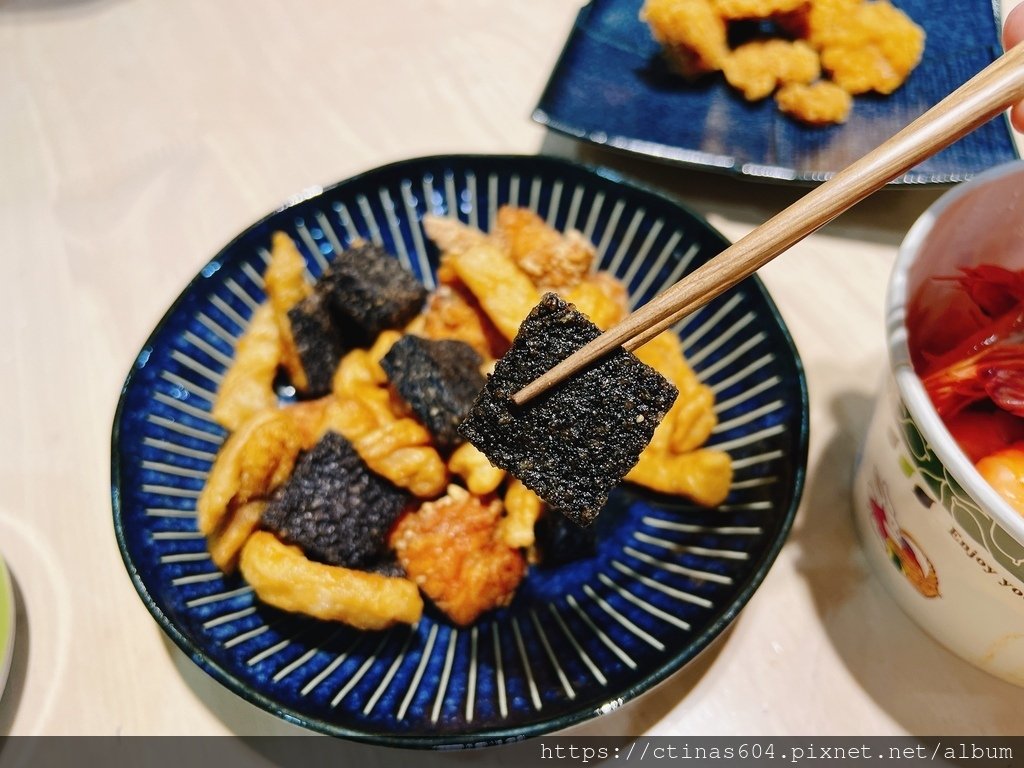 「新竹。食記」享來初，新竹東門市場美食，鹹酥雞混搭麵線超罪惡