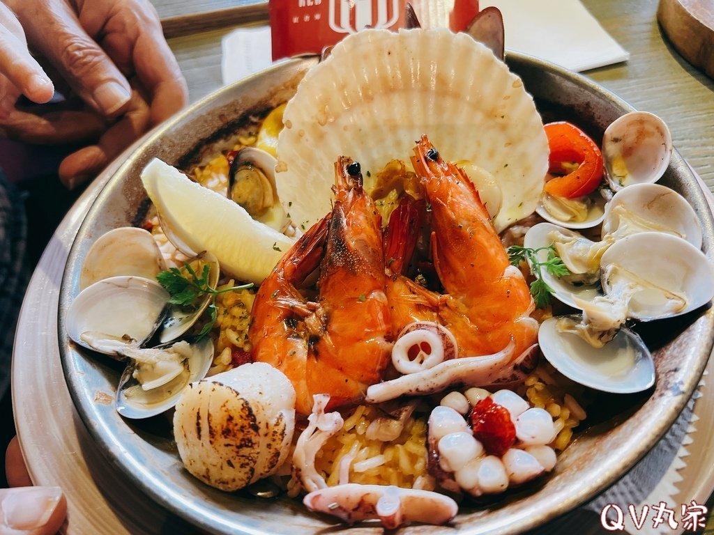 「新竹。食記」紅倉庫歐陸廚房(竹北)，西班牙餐酒館風格美食彷