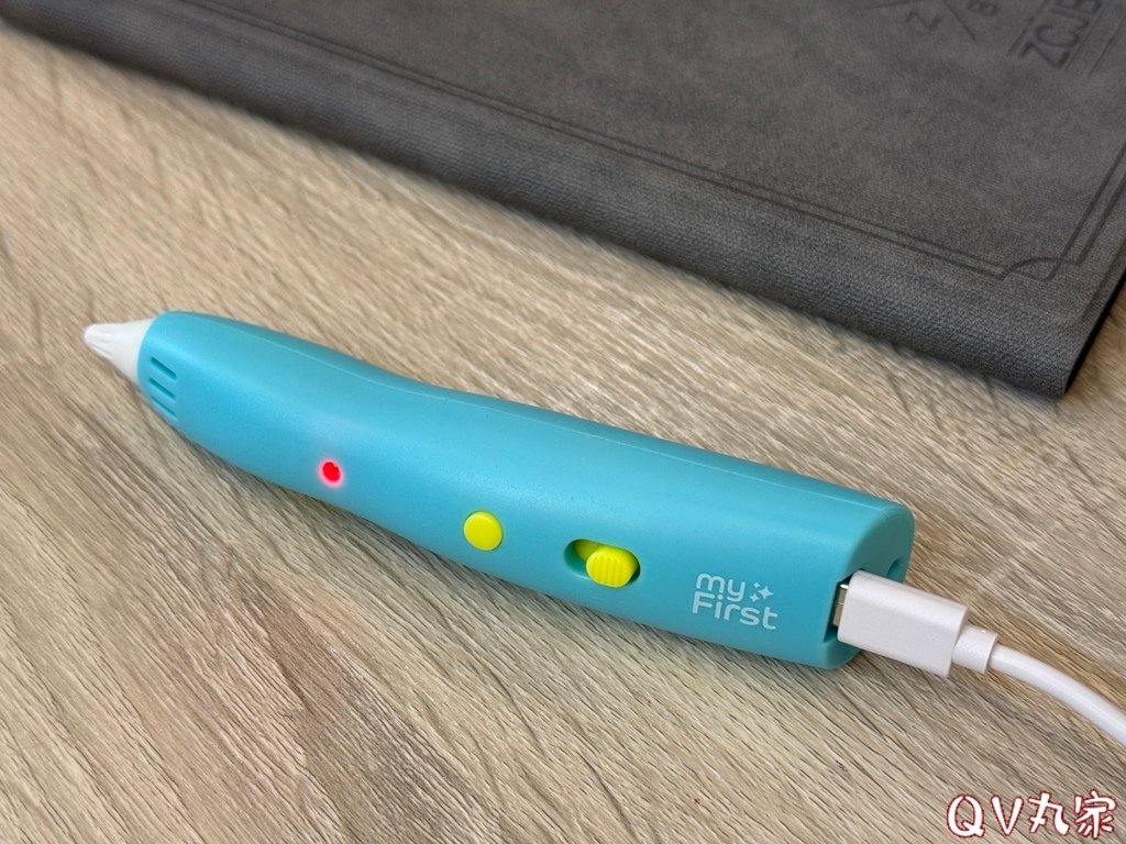 【3D列印筆。開箱】myFirst 3D Pen Make 