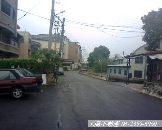 台中廠房出租-西屯300坪.jpg