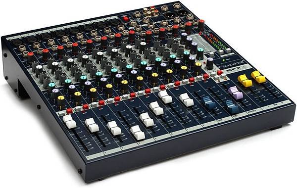 mixer_soundcraft_efx8.jpg