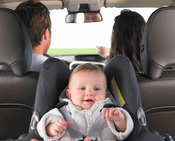 Rear-facing-carseat-GettyImages-96390769-58bf80fd3df78c353cabbdf2.jpg