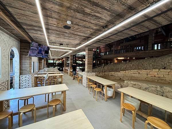 【南投水里景點】水里蛇窯陶藝文化園區～玩陶土、鑽窯洞！水里必