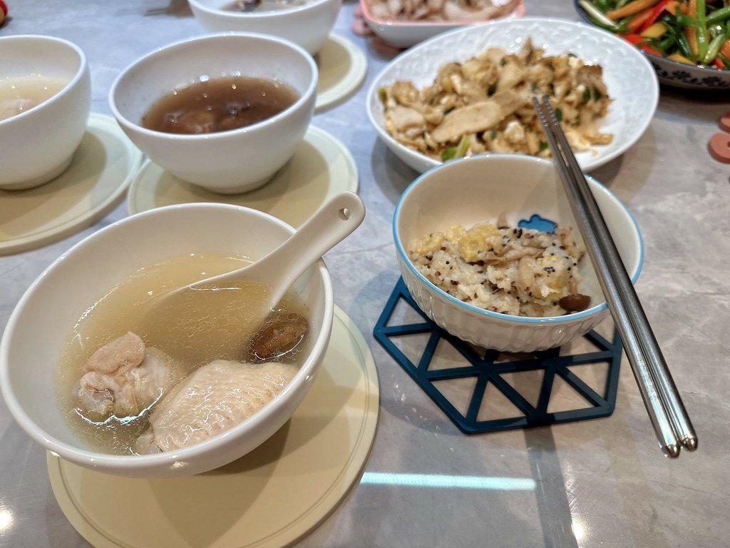 軒閣食品-鮮盒子 養生煲湯罐頭_230710_2.jpg