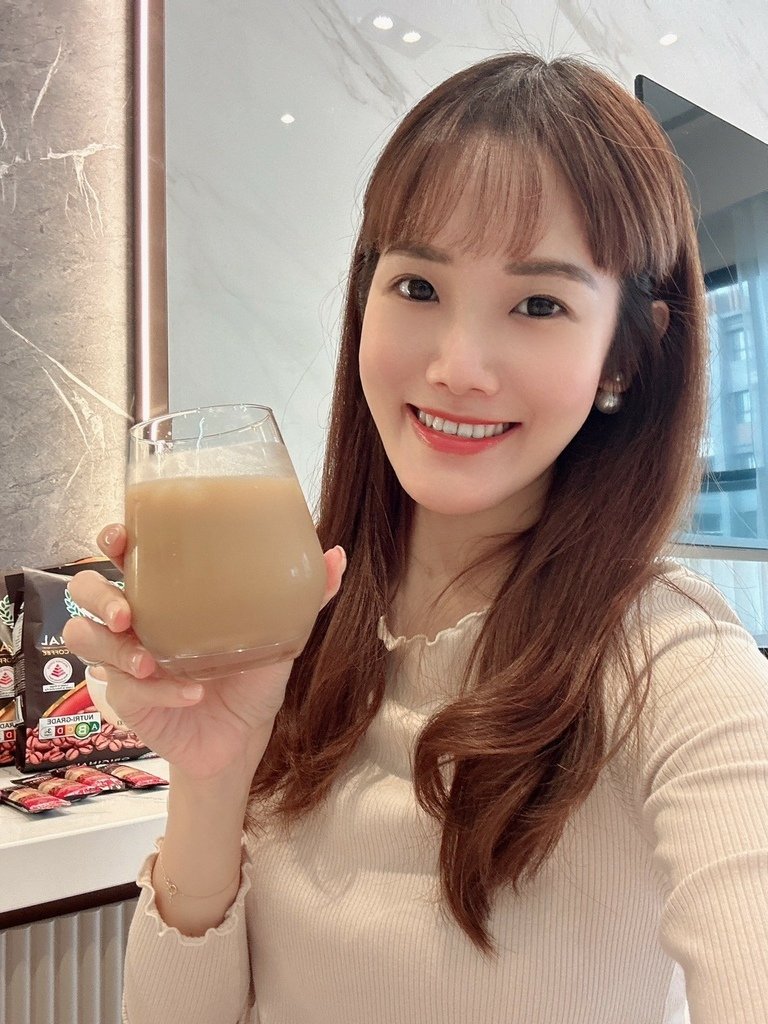 LINE_ALBUM_馬來西亞原裝進口 SUPER 三合一即溶咖啡、奶茶☕_231111_8.jpg