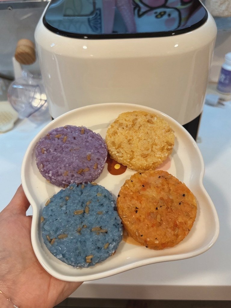 LINE_ALBUM_垂涎含淚香蒜奶油金磚 蛋就醬時尚輕食_250505_11.jpg