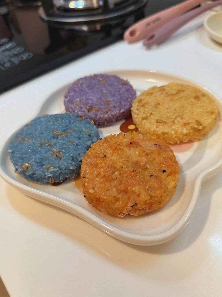 LINE_ALBUM_垂涎含淚香蒜奶油金磚 蛋就醬時尚輕食_250505_12.jpg