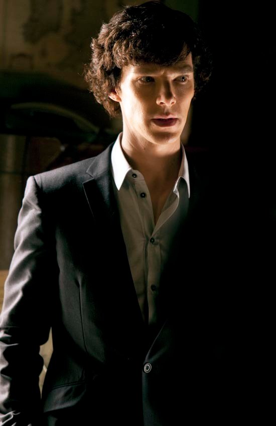 Benedict-in-Sherlock-benedict-cumberbatch-14550589-550-850