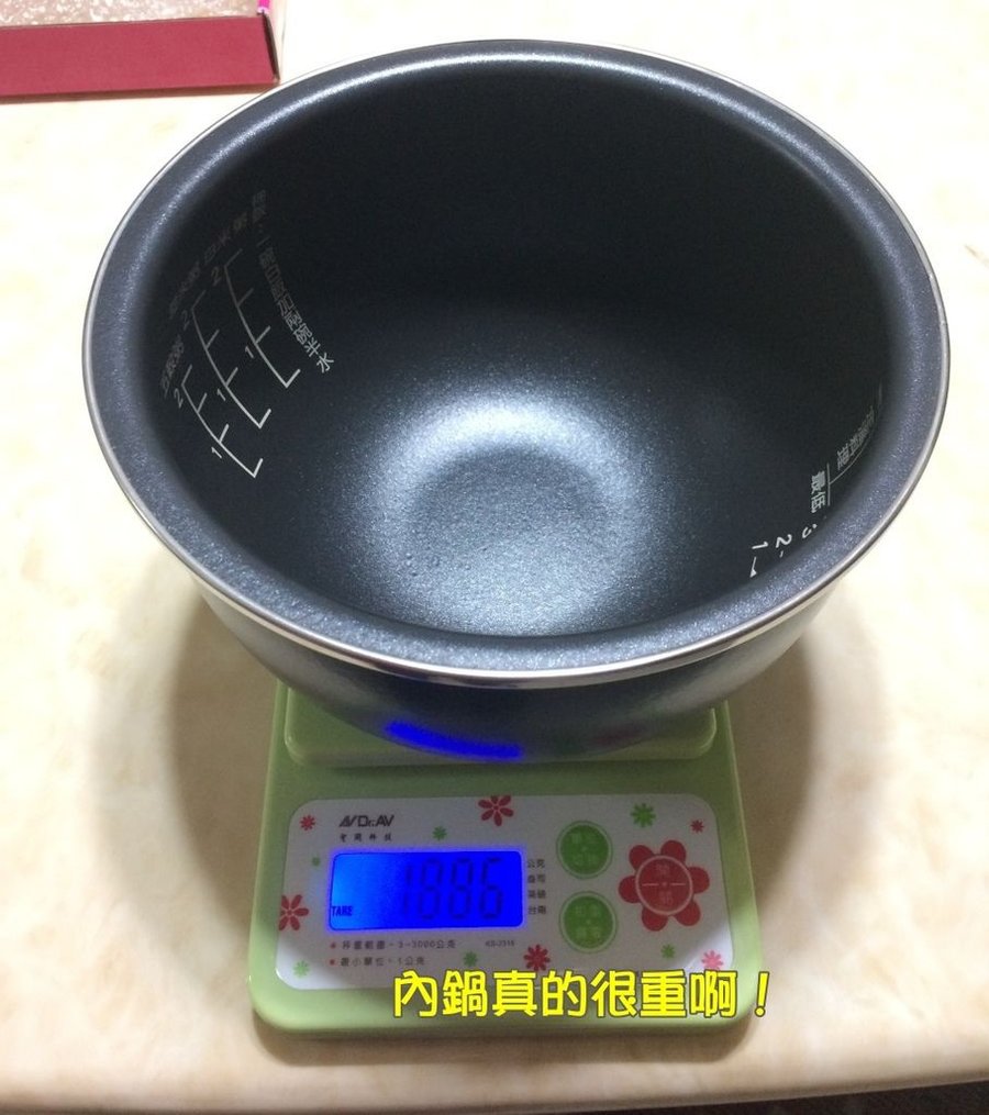 鍋寶IH厚釜電子鍋06.JPG