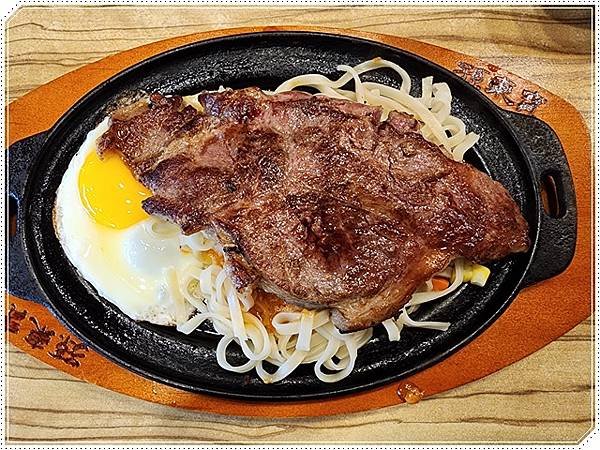 【桃園美食】孫東寶台式牛排教父(桃園中山店)☆推薦最Hot的