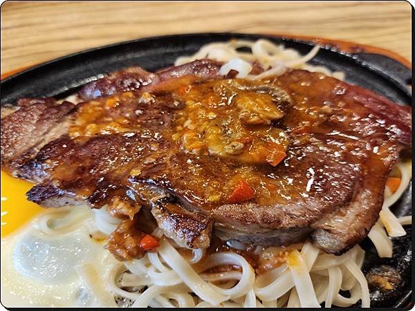 【桃園美食】孫東寶台式牛排教父(桃園中山店)☆推薦最Hot的