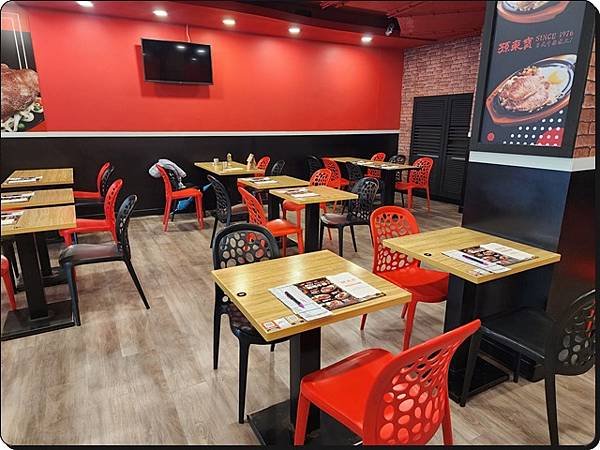 【桃園美食】孫東寶台式牛排教父(桃園中山店)☆推薦最Hot的