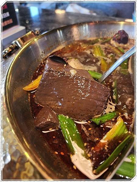 【台北美食】松江南京麻辣火鍋推薦《石‧撈麻辣鴛鴦鍋》☆頂級食