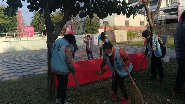 107年1月份清淨家園社區美化~心動廣場_180305_0010