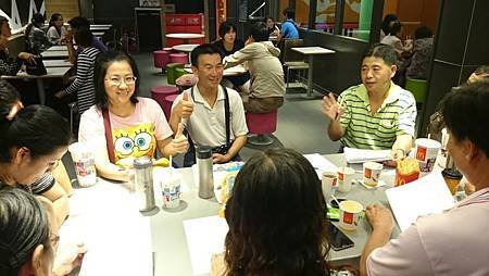 1031019高雄市工青五隊幹部會議--召集人開場.jpg