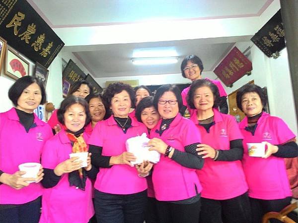 20160115第三組臘八粥送愛_2934.jpg