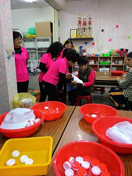 20160115第三組臘八粥送愛_3917.jpg
