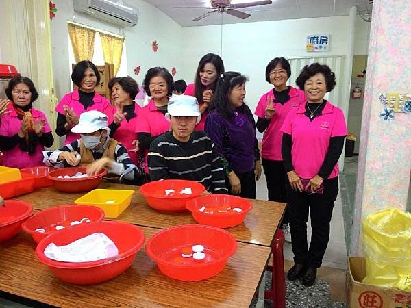20160115第三組臘八粥送愛_493.jpg