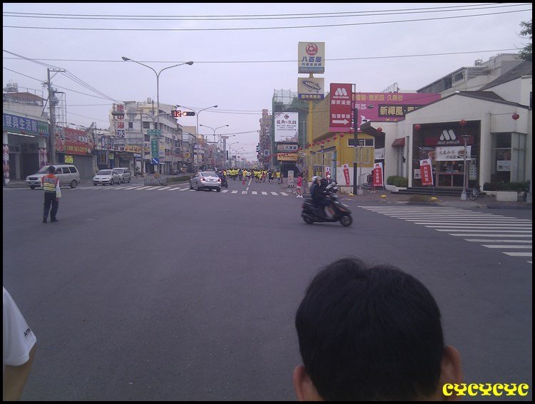 140504Run To Love 春季公益路跑-沿途是以前熟到不能再熟的道路