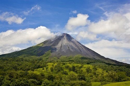 哥斯大黎加火山寶藏.jpg