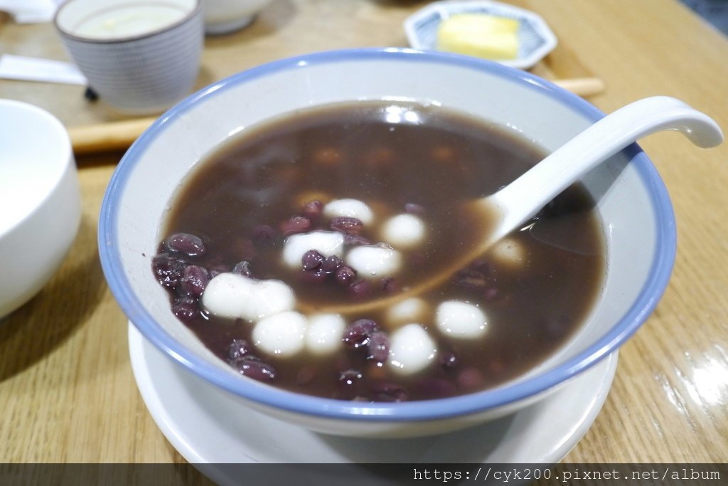 &apos;23 01 17 _05 食習 誠品南西4F NT$180套餐的美濃紅豆湯圓 (NT$180套餐可選台式點心+NT$150飲料 超額補價差) (單點NT$120).JPG