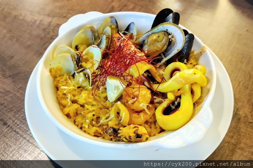 &apos;23 09 21 _11 新莊宏匯廣場 4F Bravo Beer 布娜飛 西班牙海鮮燉飯 NT$280.JPG