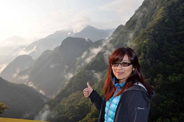 玉玲在羊頭山27