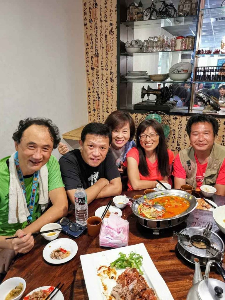 20201107虎頭山暨新北工安盃路跑_201107_1.jpg
