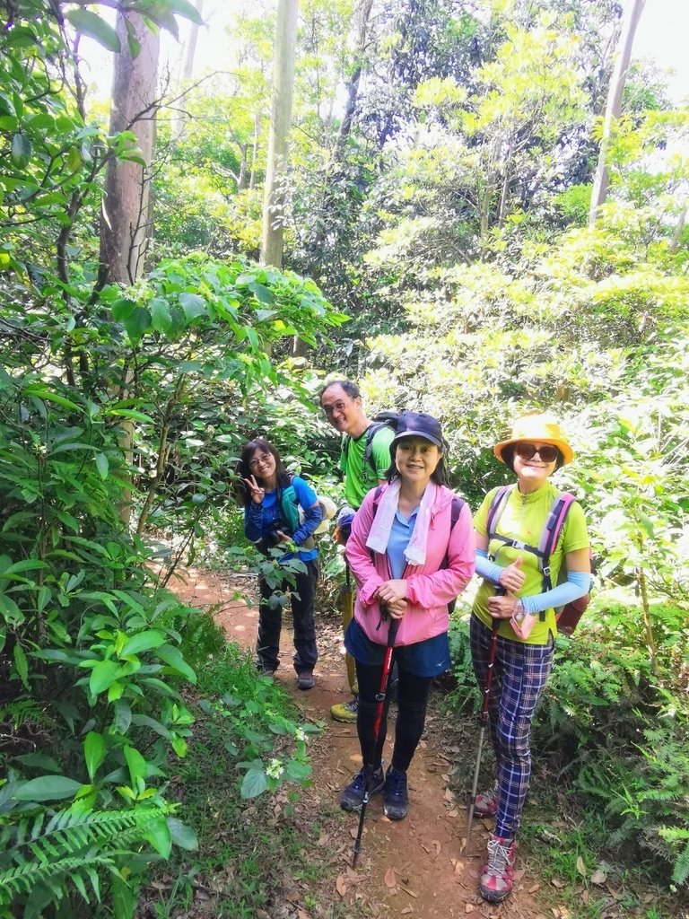 LINE_ALBUM_20230527 林口頂福巖步道_230527_8.jpg