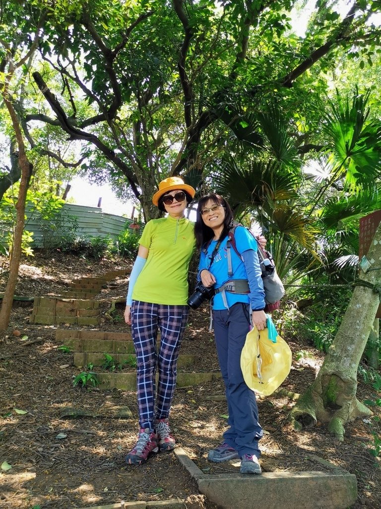 LINE_ALBUM_20230527 林口頂福巖步道_230527_25.jpg
