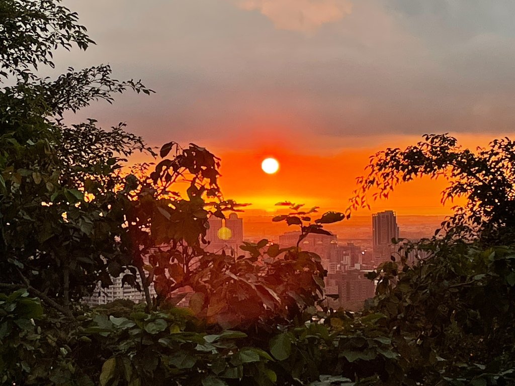 美麗的夕陽~竹圍漁港、虎頭山環保公園