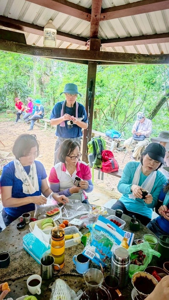 LINE_ALBUM_20250503大溪大九芎古道+十一指古道_250503_16.jpg