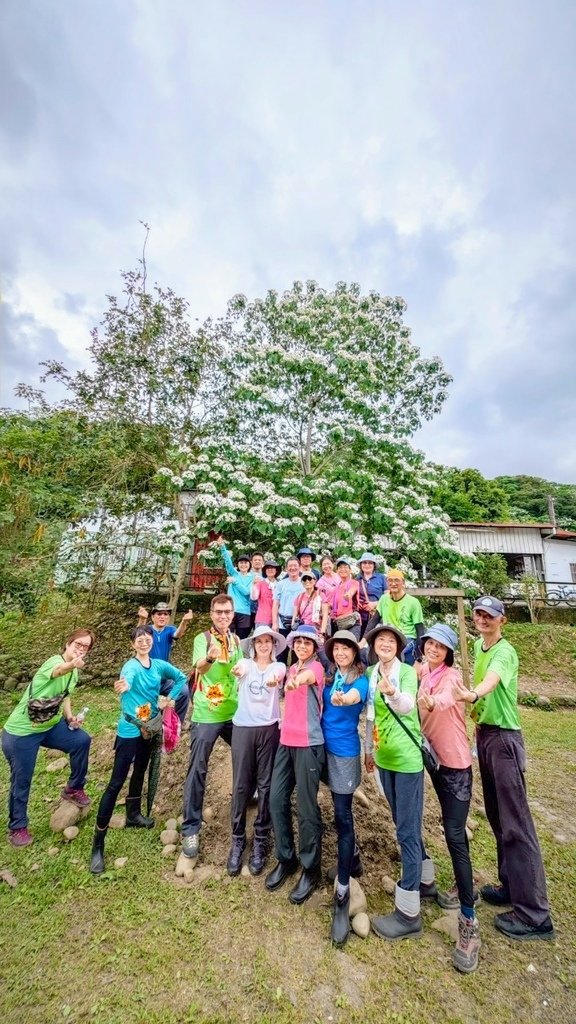LINE_ALBUM_20250503大溪大九芎古道+十一指古道_250503_35.jpg