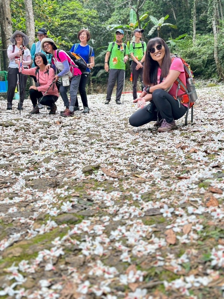 LINE_ALBUM_20250503大溪大九芎古道+十一指古道_250503_48.jpg