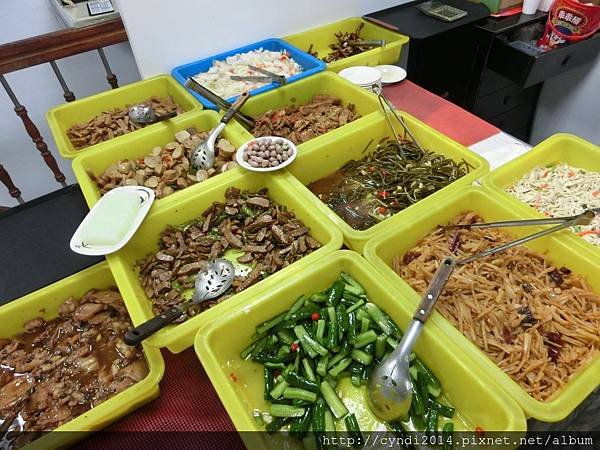 【台北內湖】王家水餃--芯目中第一名水餃 黑豬肉超級多汁鮮甜