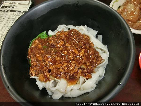 【台北內湖】王家水餃--芯目中第一名水餃 黑豬肉超級多汁鮮甜