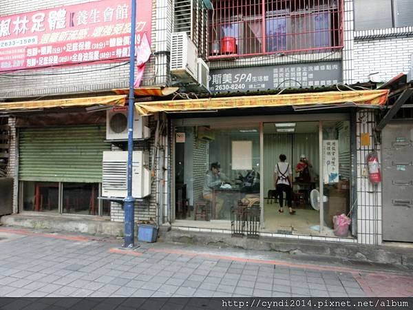 【台北內湖】王家水餃--芯目中第一名水餃 黑豬肉超級多汁鮮甜